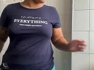 Craving That Massive Flashing Pussy Tease