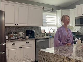 blonde hotwife humiliates hubby taking bbc creampie bareback 😈🍑💦