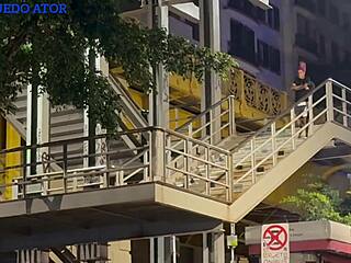 primeira vez dela no canal branquinha tatuada siliconada fode gostoso com novinho