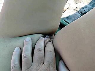 Sexydea Sucks Big Cock Seductive Beach Blowjob