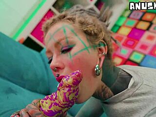 uh i play with my tight anal hole using sex toys solo