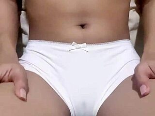 Petite horny babe spreads wet pussy solo homemade tease