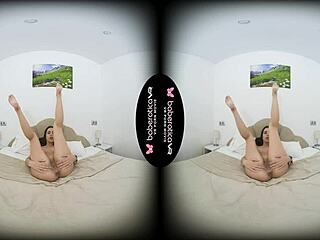 i'm regina rich and this glass dildo feels sooo good in my shaved pussy vr solo 😩💦