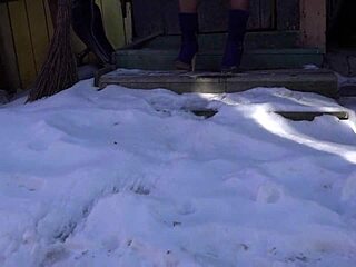 i challenge golden shower fetish on frosty winter day hairy pussy contest