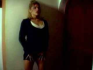 mikobu giovanna valcarcel in peruvian bathroom 2003... damn those vibes!