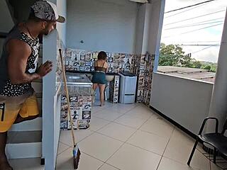 vizinho, roubou minhas calcinhas e agora arromba meu cuzinho no quintal?