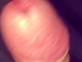 hot italian dude jerks massive cock dirty talk cumshot 😈🔥🍆💦