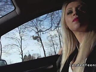 😍 blonde teen hitchhiker with red lips sucks huge cock in car pov outdoor! 🚗💦