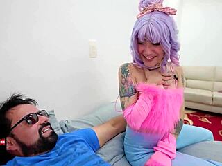 comi o cu da gamer vizinha e gozei na cara dela!