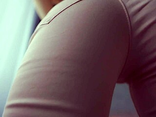 Jeans facesitting cum countdown overwhelms me