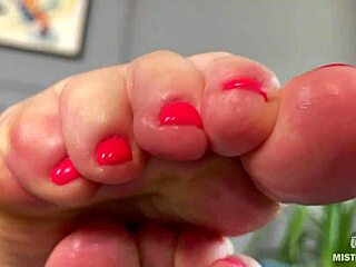 Goddess Pink Oily Soles Tease Foot Fetish Closeup!