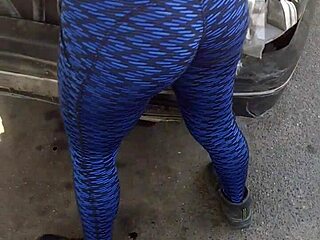 argentinian voyeur spots playera babe