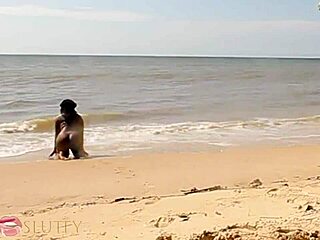 Horny Ebony Couple Fucks Big Ass on African Beach