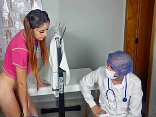 equipe ginecologistas fode primeira vez paciente com creampie hospitalar