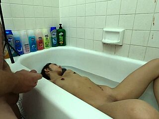 Skinny Asian slut chokes on cock poolside gagging deep? 😈🍆💦