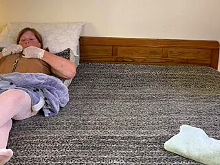granny carmen starts her norwegian wood blowjob with a deep beguine tease