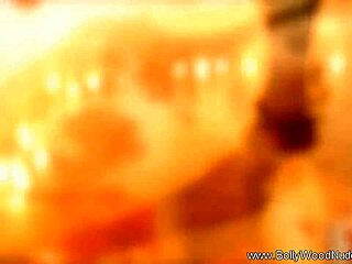 Bold Indian Milf Nude Striptease Exotic Dancing
