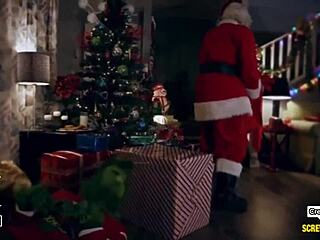 Grinch XXX Parody: Milf Bent Over for Doggystyle Cum