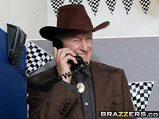Brazzers Big Tits At Work - Brynn Tyler Seals Deal With Tommy Gunn