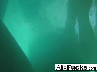 Underwater hidden camera lesbian fun with alix and jenna