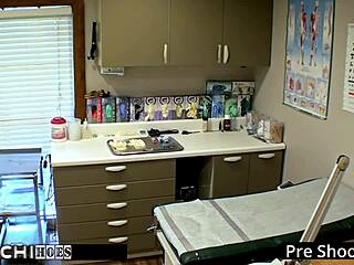 Freshman gets mandatory hitachi orgasm from doctor tampa