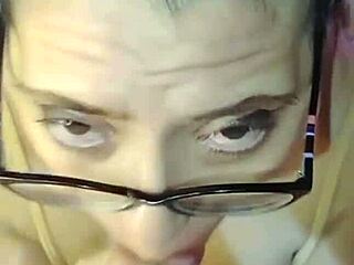 Squirt haandjob deepthroat cavalgata semen in pussy - melisabunnny ft bunnnyfamily