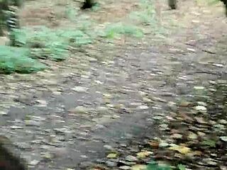 A quick fuck outdoor