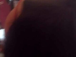 la mejor mamada en la habitacion