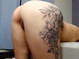 Esposa traidor fode o amigo de seu marido enquanto ele sai