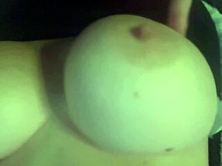 Artemisia bounces juicy tits slowly 😏
