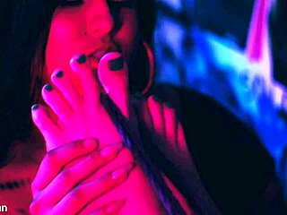 These girls are horny for feet and tickling fetish play