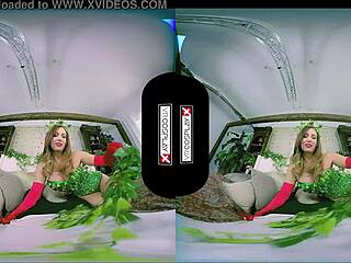 Poison Ivy Xxx Cosplay Vr - Stunning Evil Redhead Gets Her Pussy Smashed
