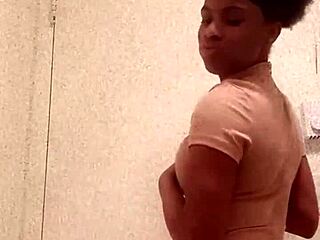 black girl shows chocolate ass in da bathroom
