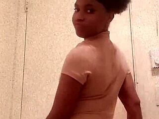 black girl shows chocolate ass in da bathroom