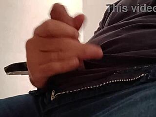 Masturbando Vendo Videos De Corno E Pensando Na Minha Mulher Dando Pra Outro Preview